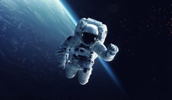 Чем пахнет в космосе — астронавты дали подробный ответ